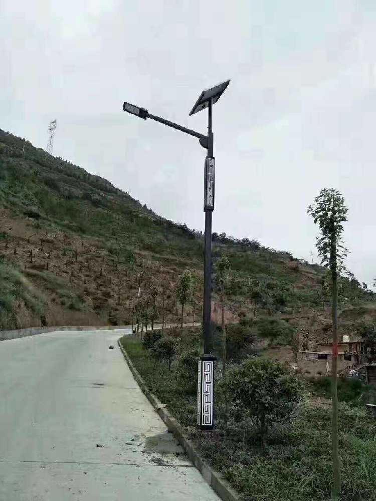 新抚区仿古太阳能路灯
